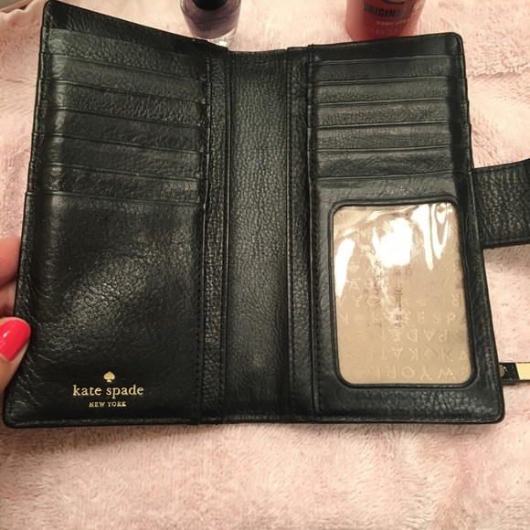 Kate Spade Wallet - Picture 2 of 4